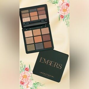 Anastasia Beverly Hills Embers Mini Eyeshadow Pallet
